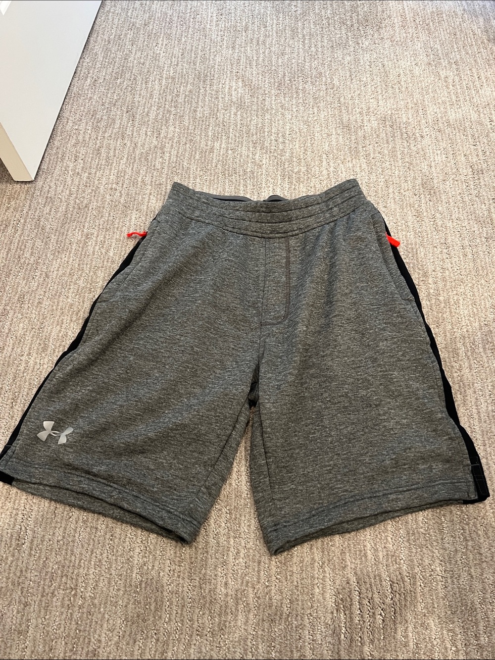 Under Armour Men's Heather Gray Performance Shorts with Black Side Panels